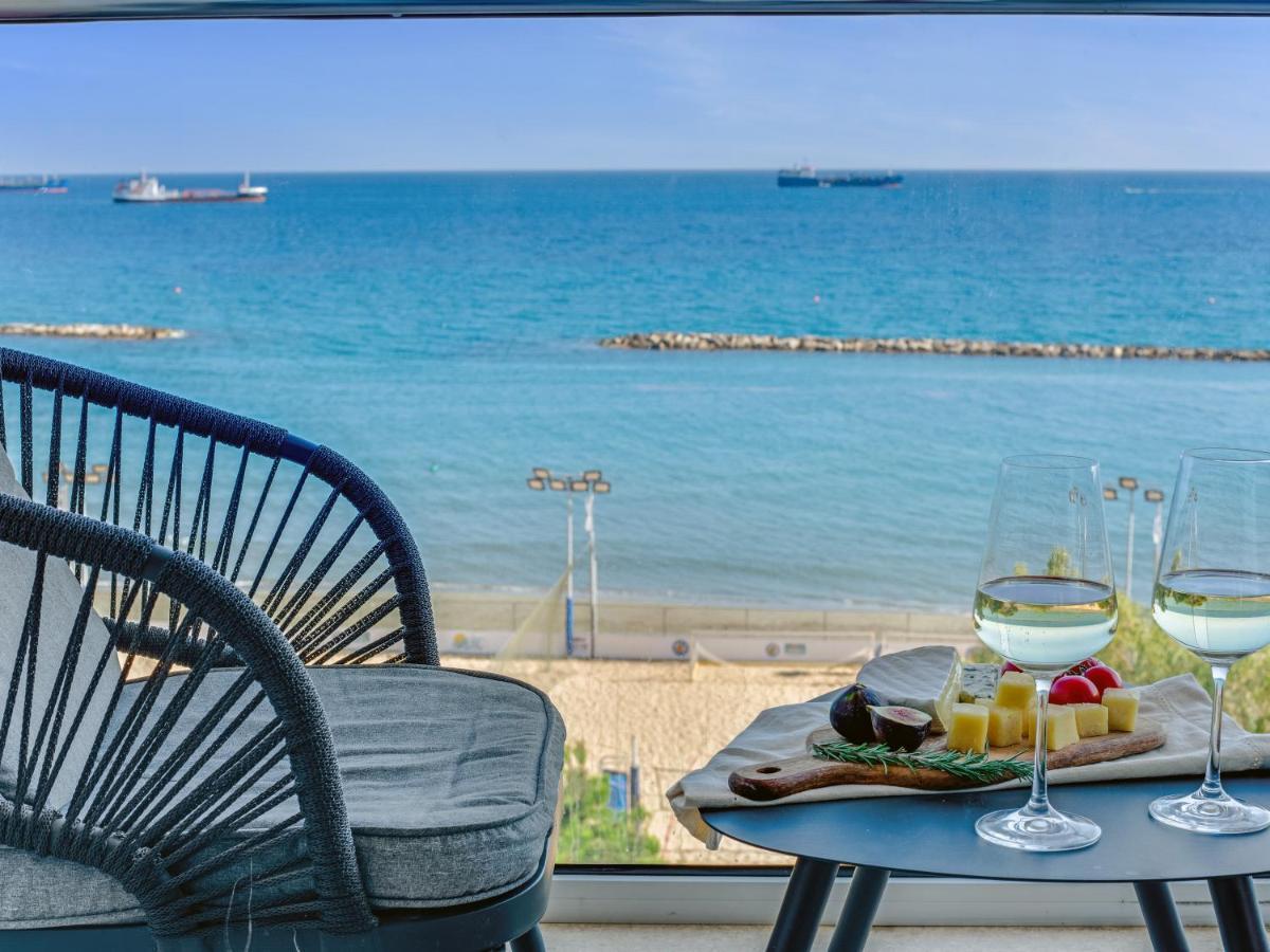Sanders Kanika Sea Forum - Adorable 2-Bedroom Apartment With Sea View Limassol Extérieur photo